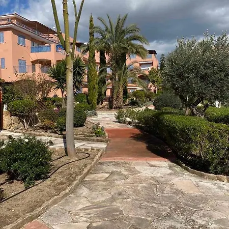 Limnaria Gardens K203 In * بافوس