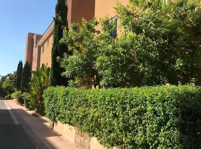 Limnaria Gardens K203 In