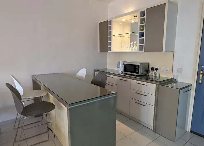 Limnaria Gardens K203 In *