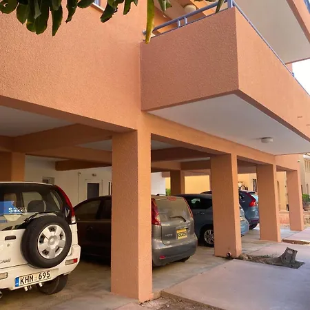 Limnaria Gardens K203 In *