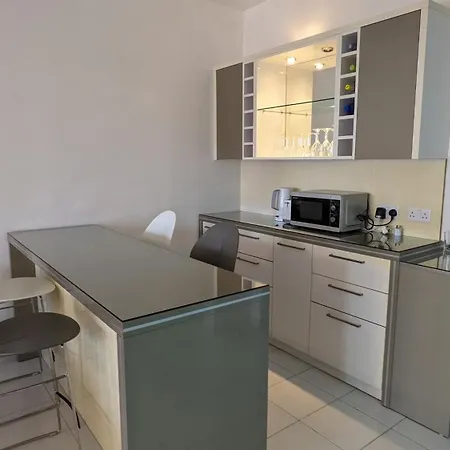 Limnaria Gardens K203 In *